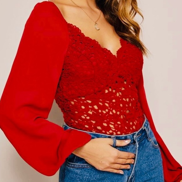 NEW Boutique! Red Lace Crochet V Neck Bustier Top - Picture 2 of 7